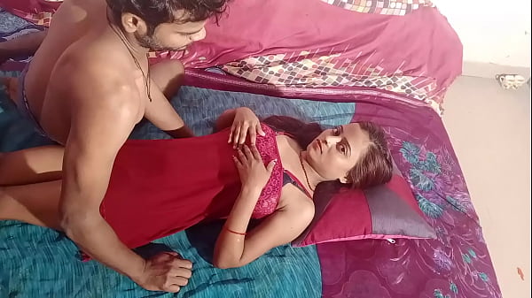 Istri India Terseksi Dengan Payudara Besar Menggairahkan, Bercinta Liar Dengan Suami – Suara Desi Hindi Penuh Nafsu