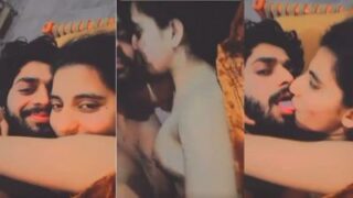 Cowok Muslim Lagi Colmek Sama Ceweknya Sambil Video Call Telanjang