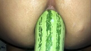 Gadis Delhi Nekat Cabutin Mentimun Gede Di Lubang Pantatnya