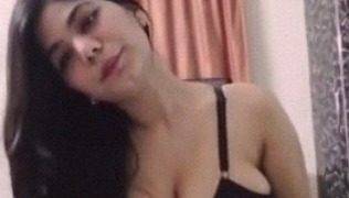 Payudara Montok Gadis Bengali Telanjang Mandiri