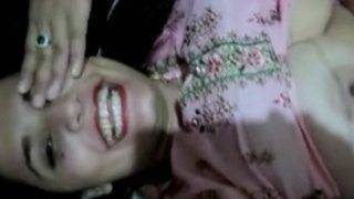 Video Panas Tantenya Karachi Bugil