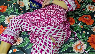 Ibu Tiri Celana Sobek, Anak Tiri Langsung Hajar Memek Montoknya.