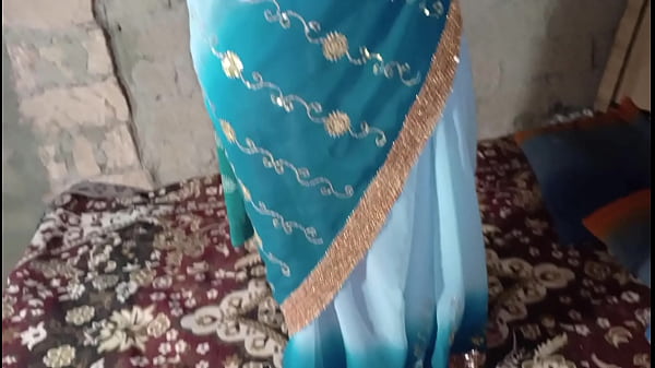 Biarin Aja Si Kakak Ipar Desi India Sama Adik Ipar Lagi Ngewe Panas-panasan Di Kamar.