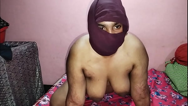 Bikin Panas: Tukang Make-up Ngewein Model India Seksi Di Rumah, Suara Hindi Bikin Makin Liar.