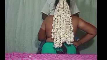 Desi Tamil Istri Rumah Seksi Sangek Dikocok