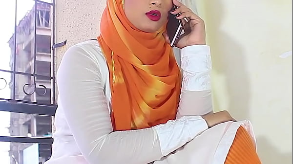 Salma Si Cewek Muslim Nakal Ngentot Temennya Pake Audio Hindi Kotor