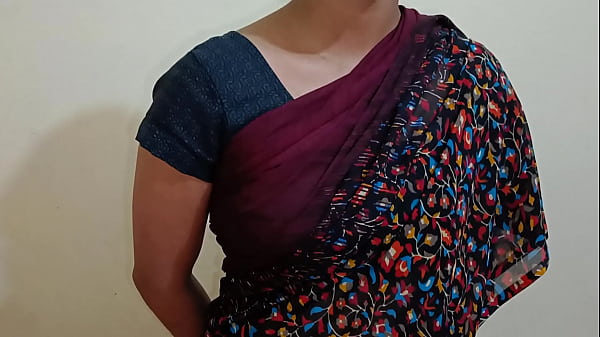 Bokep Pembantu India Desi Lagi Crot Di Memek, Ngewe Part 2, Suara Hindi Jelas