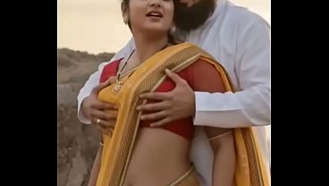 Desi Bhabhi Saree, Payudara Diremas, Roman Picisan Bikin Makin Basah.