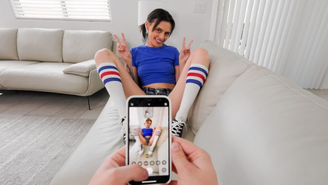 Ngentot Sama Kakak Tiri Bejat Bikin Cewek Basah Kuyup