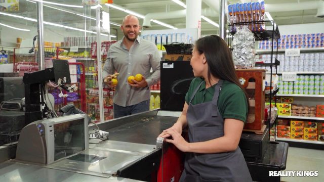 Realita Raja – Kimmy Kimm Nge-seks Di Supermarket