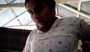 Tonton Video Seru Cewek Desa Bengali Bugil Sendirian, Bikin Makin Panas!
