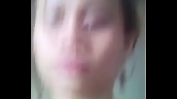 Cewek India Ngentot Mulut, Lidah Basah Mainin Batang
