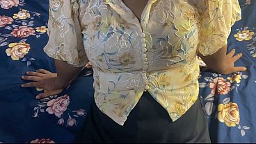 Nagma Bhabhi Digeboyin Pas Musim Hujan, Suara Hindi, Video Porno Xxx Baru Yang Bikin Nafsu