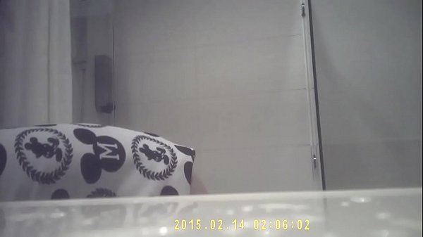 Ngepoin Kakak Kecil Mungil Sih Shishi Lagi Mandi, Bikin Pengen Ngocok Terus