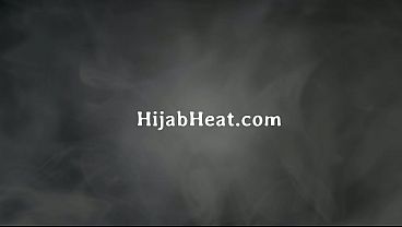 Bos Muslim Super Ketat Dihajar Bertubi-tubi Di Kantor Sama Anak Buah.
