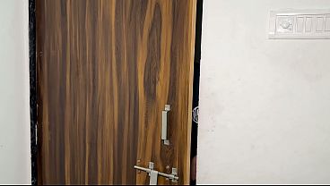 Kakak Tiri Menggantikan Pacar Yang Hilang, Mainin Tubuhku Sampai Puas.